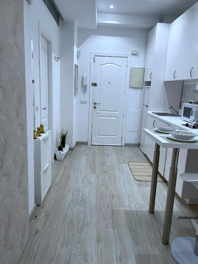Precioso Apartamento Cerca De La Playa. Lägenhet Benalmádena Exteriör bild